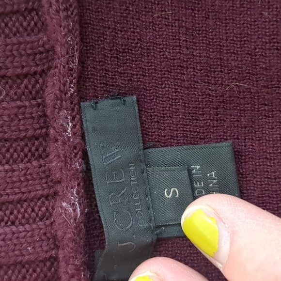 Guc J.Crew Collection burgundy merino wool sweater - Picture 2 of 5